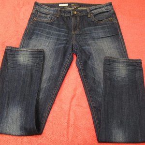 Kut from the Kloth Stevie Straight Leg jean sz 10